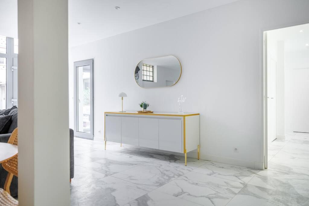 Beautiful Flat For 6 People #6 Apartman Asnières Kültér fotó
