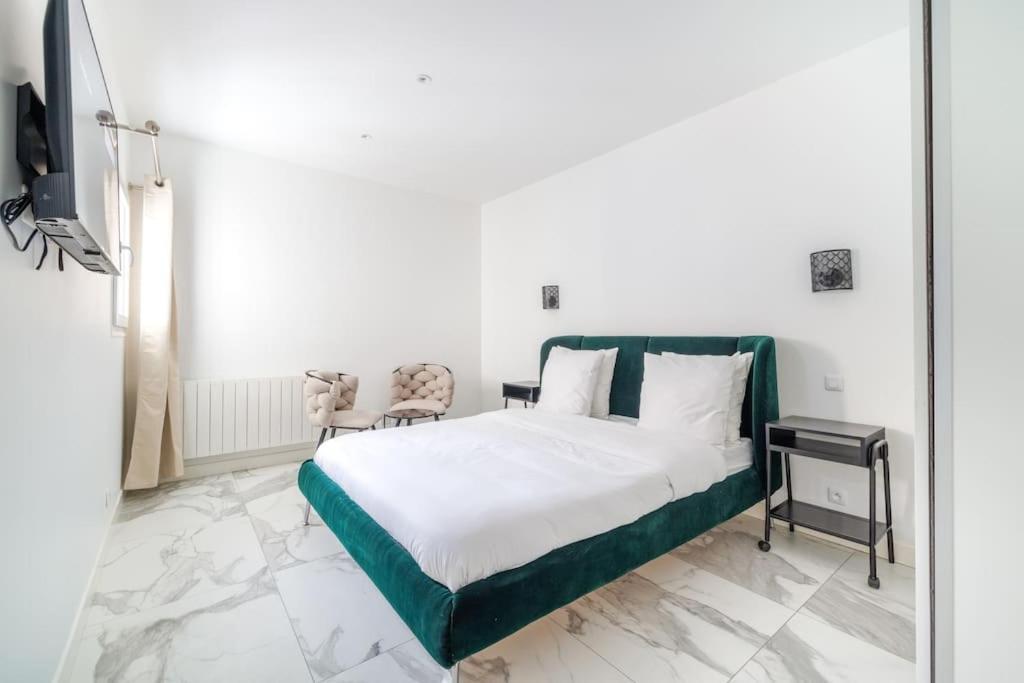 Beautiful Flat For 6 People #6 Apartman Asnières Kültér fotó
